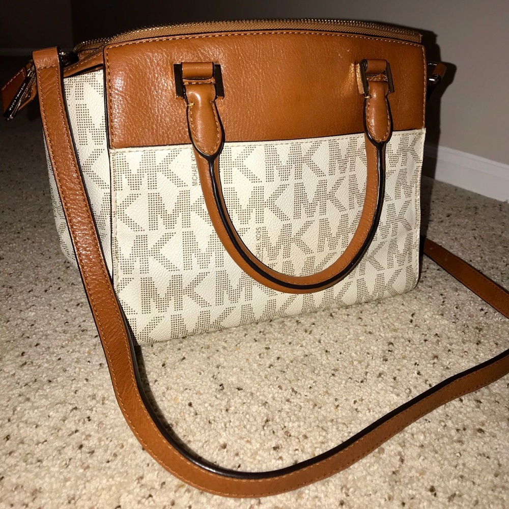 Michael Kors Handbag With Removable Strap